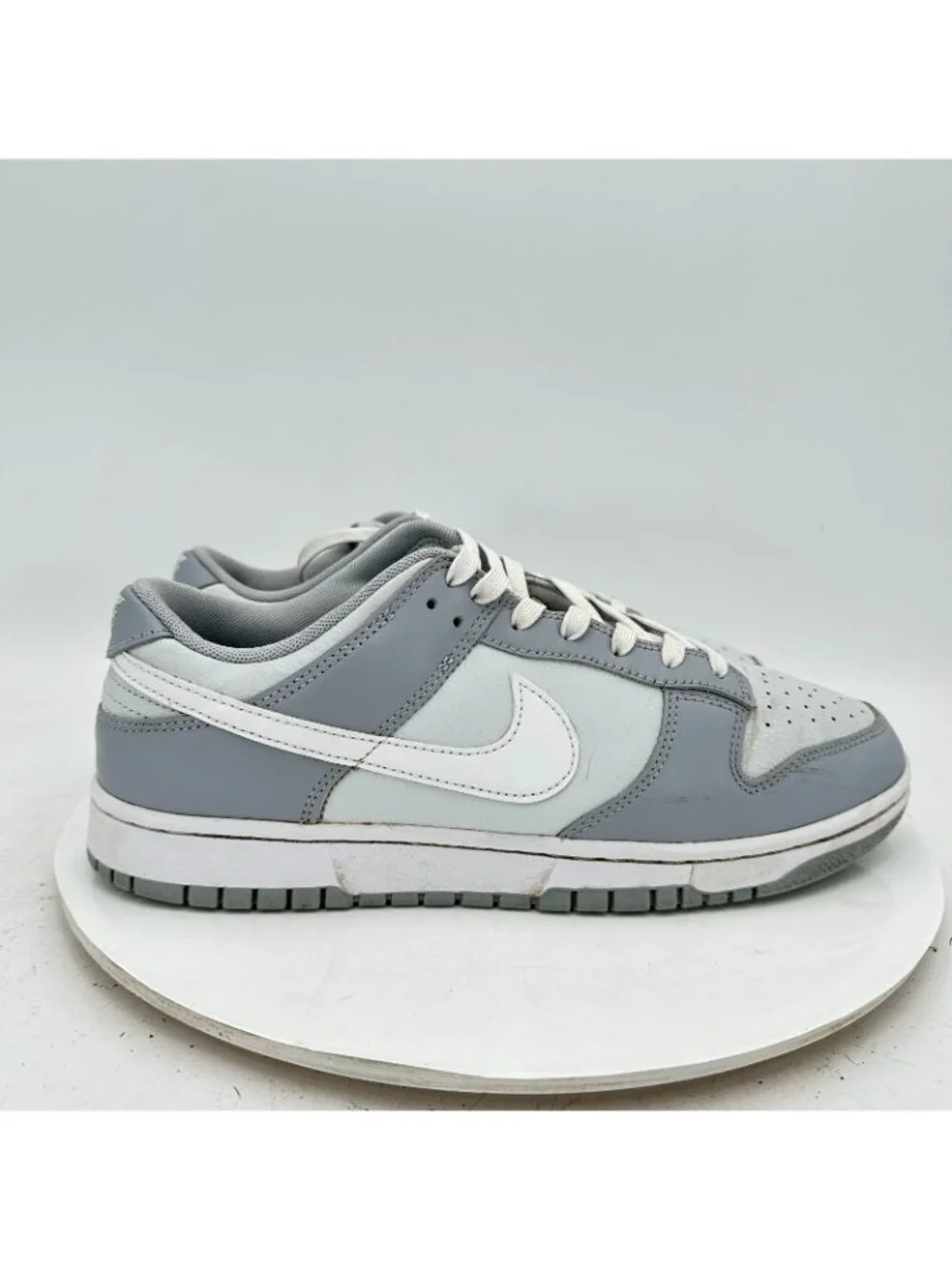 Nike Dunk Low Men Size 10  DJ6188-001 Pure Platinum White Wolf Gray Shoes